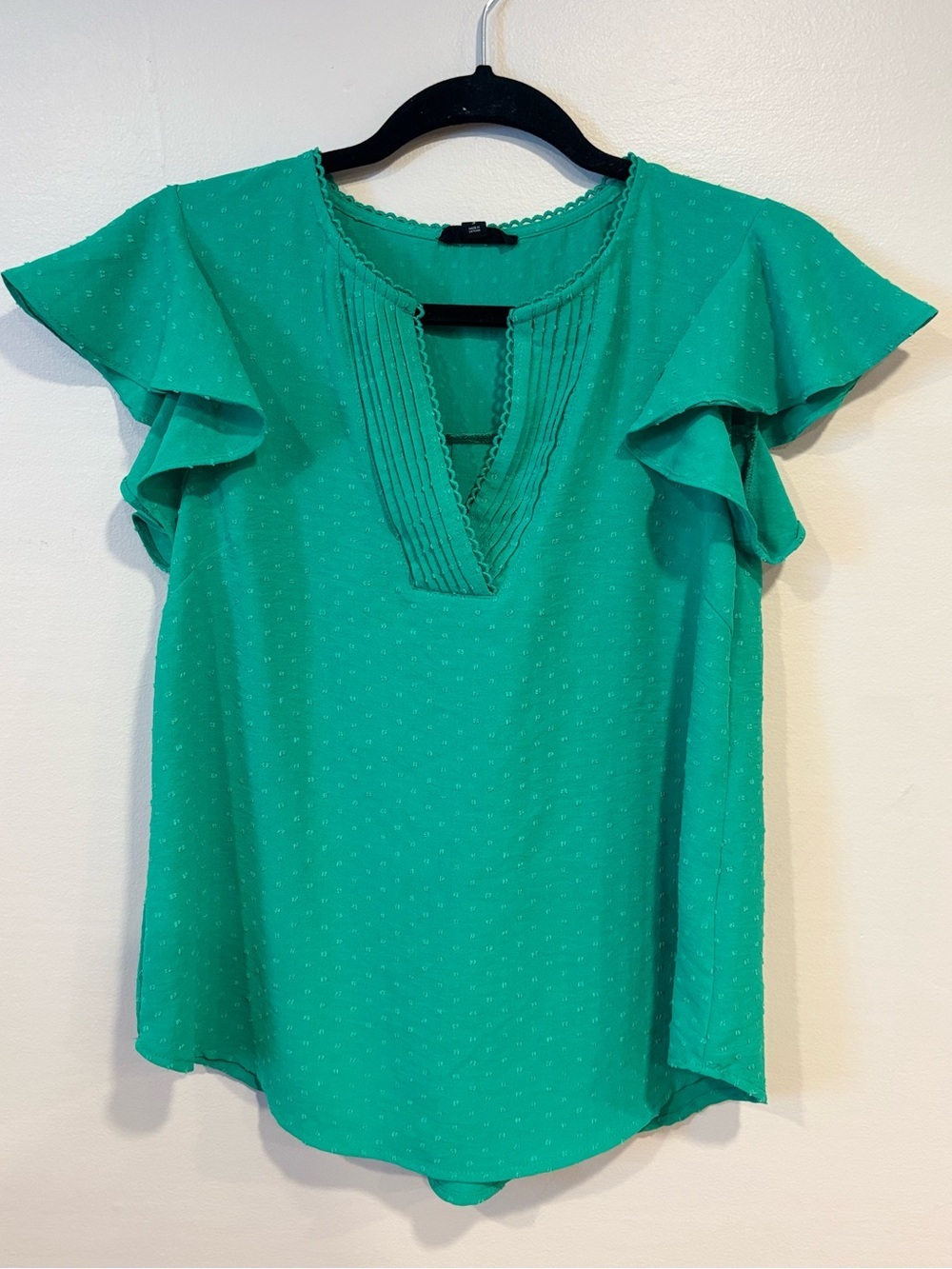 Mine Boutique Green Swiss Dot Ruffle Flutter Sleeve Split V-Neck Blouse Top S